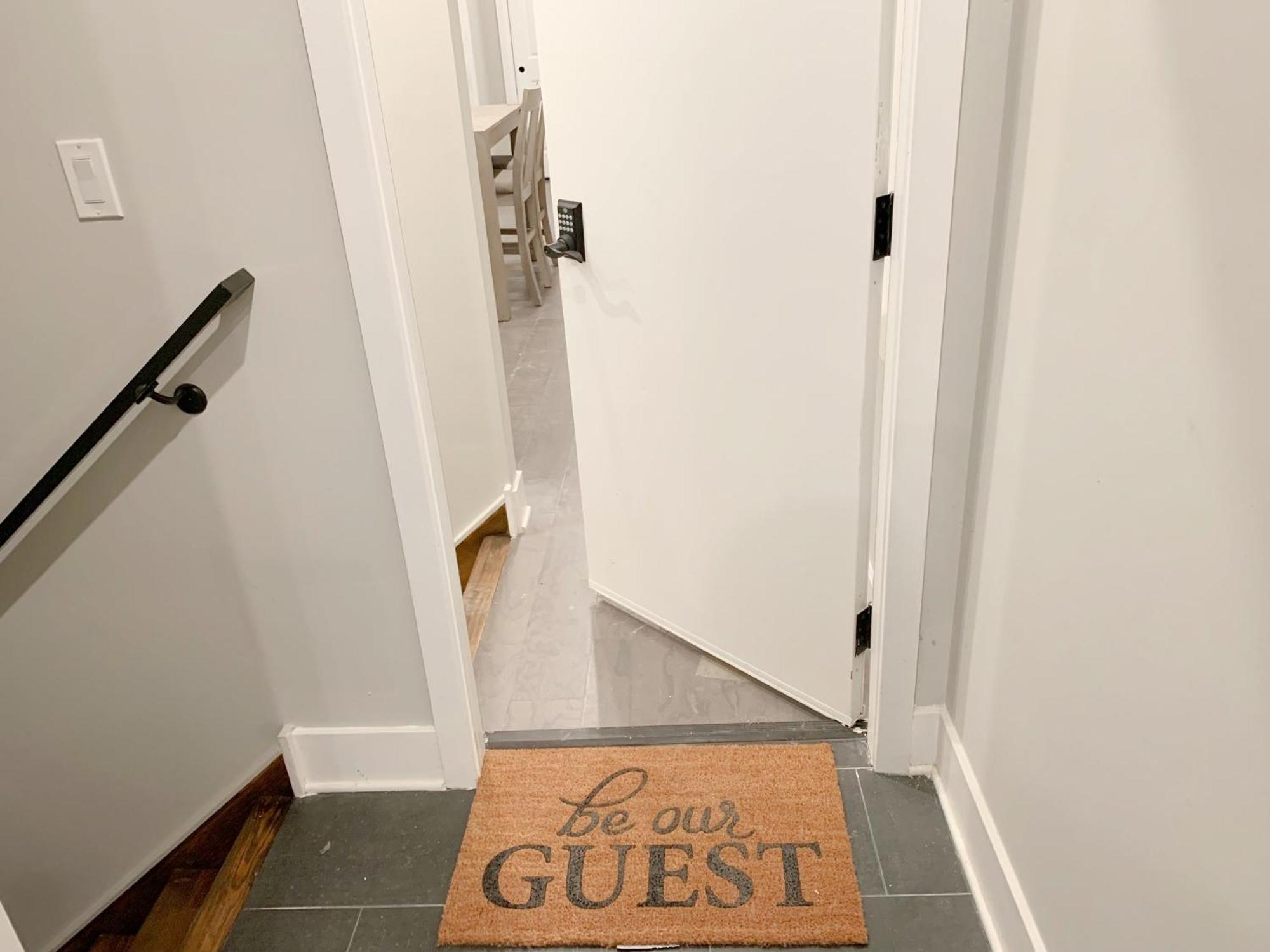 Charming 3br 2ba With Private Patio Apartment Philadelphia